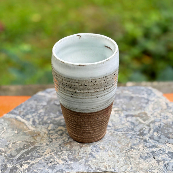 COMFORT CUP in Nutmeg White Glaze