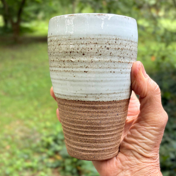 COMFORT CUP in Nutmeg White Glaze