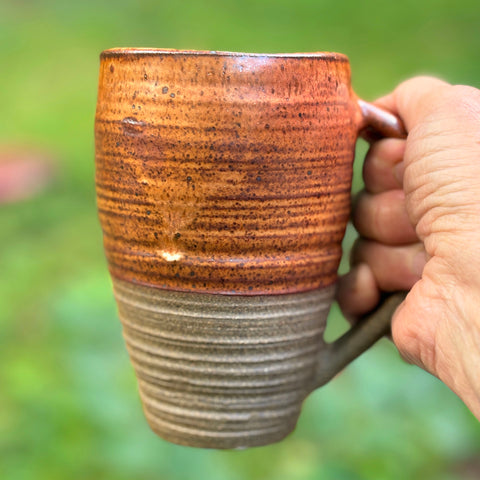 COMFORT CUP  with Handle in Crème Brûlée Glaze