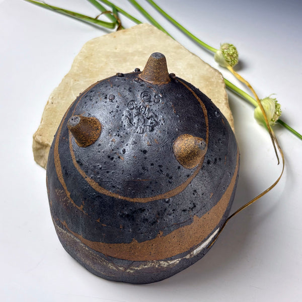 Favorite Bowl in Indigo with 3-Legs