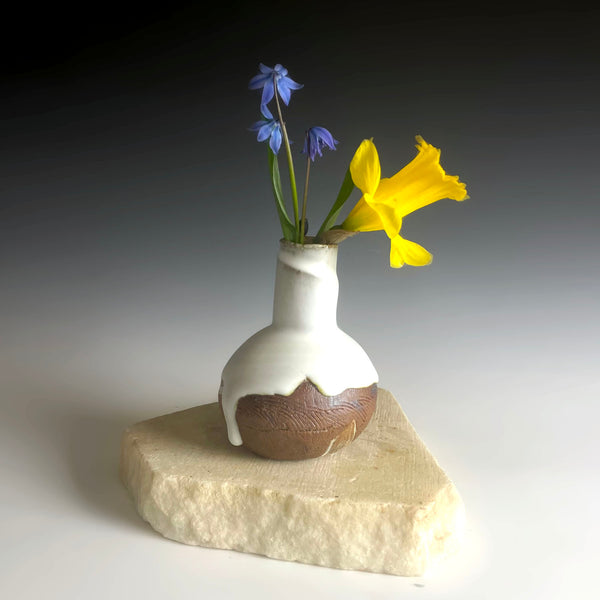 Tiny Bud Vase in Matte White