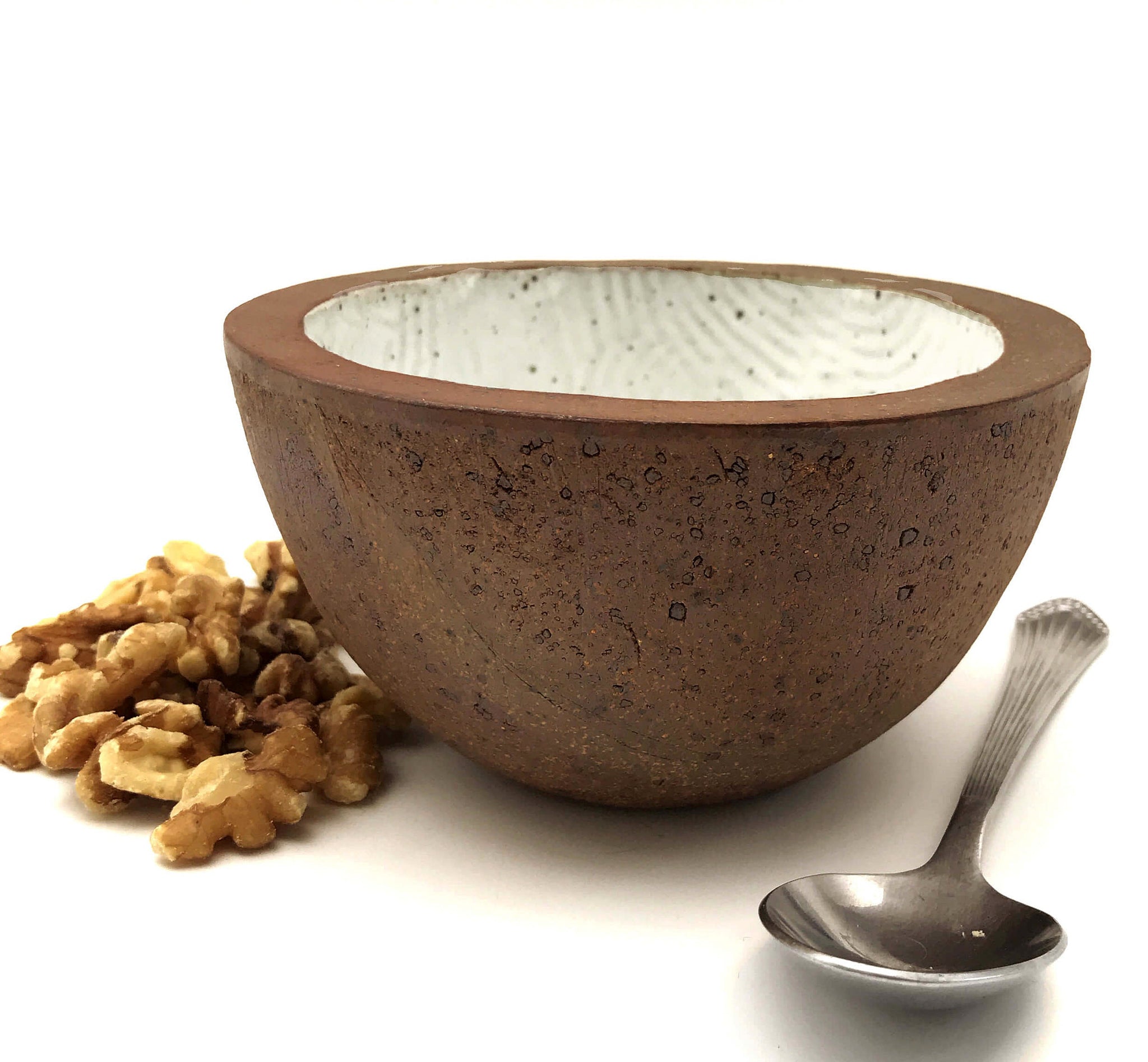 RAMEKIN in Nutmeg White Glaze